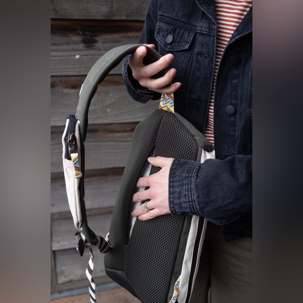 Chaco Radlands Sling BackPack daypack - Tan and sage green with Aztec print - Picture 6 of 8